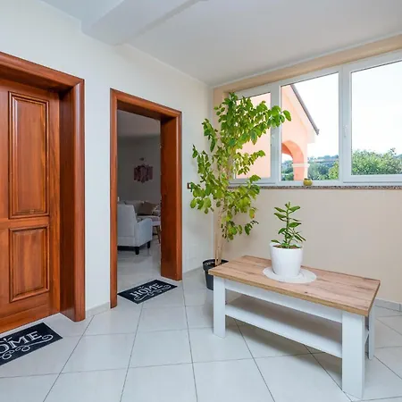 Amazing In With Kitchen
